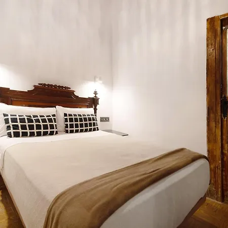 Casa San Marcial アパート